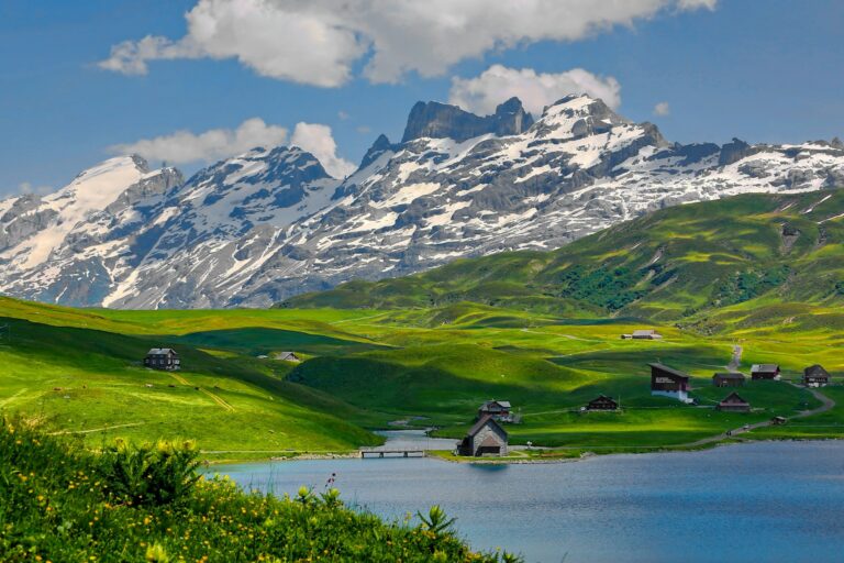 paesaggio della Svizzera, dove lavorare conviene ancora?